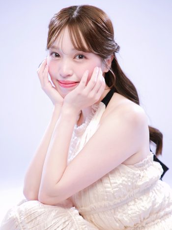 【闇深?】元大人気グラドルがキャバ嬢へ転身していた…
