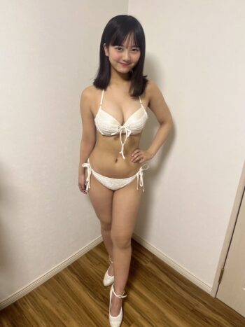 【画像】16歳JK「3年前オーディション用に撮った写真がこれ」