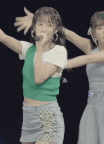 ミニスカみたいな短パンはいてるハロメンの画像ください