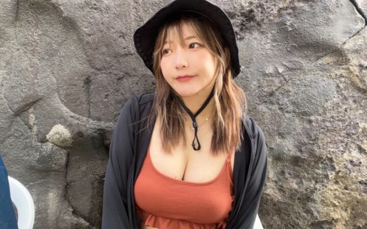【画像】青ヶ島の爆乳美少女