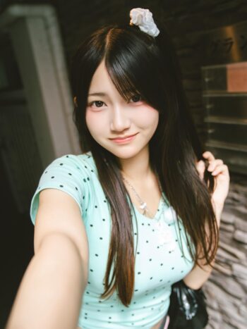 【画像】おっぱいでっかいJKっていいよな