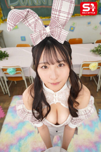 【VR】学園ヒロイン希空ちゃんが文化祭でSEXYバニーに大変身 こぼれ落ちそうな魅惑の谷間 恥じらう姿がヤバすぎて我慢できず教室で不純性交 新木希空