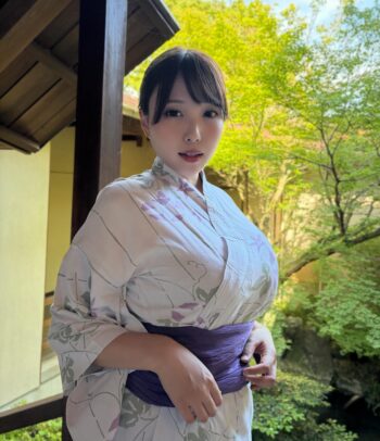 【画像】おっぱいの主張激しいが激しい浴衣姿