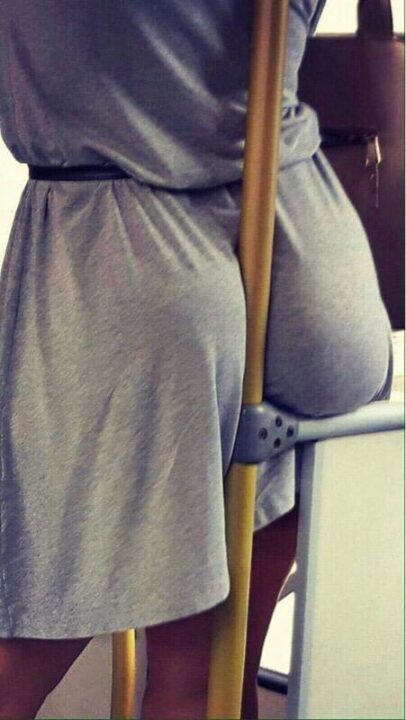 女の尻がエッチすぎる件