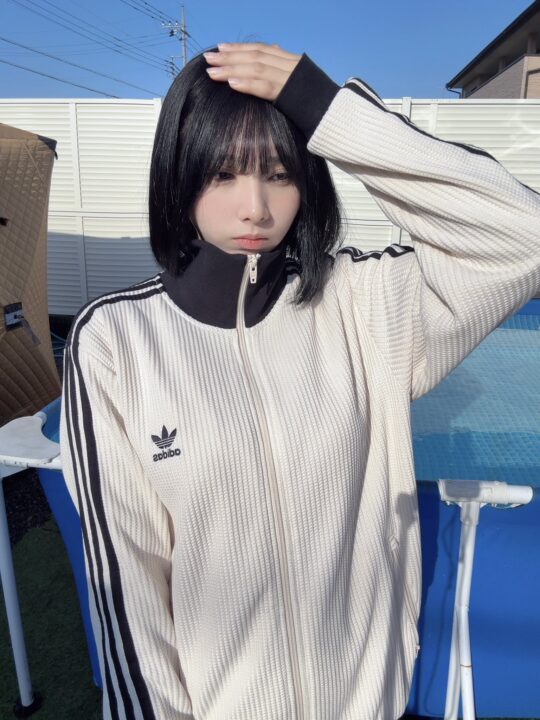 【画像】陰キャまんさん、脱いだら凄かった